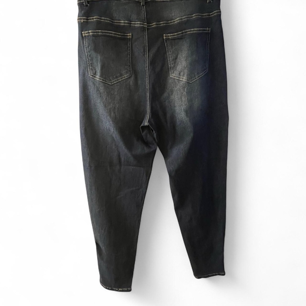 Dark Wash Skinny Jeans with Sleek Fit​​​ - Picture 2 of 4